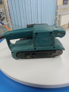 01-200595262: Makita 9911