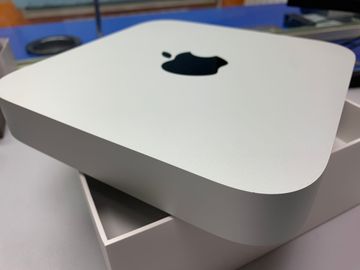 01-200623390: Apple mac mini a2686 mmfj3 m2/8core/ram 8gb/ssd256gb