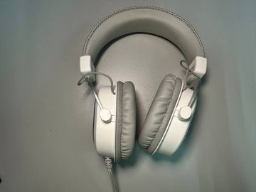 01-200771852: Fifine h6