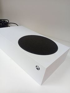 01-200772990: Microsoft xbox series s 512gb