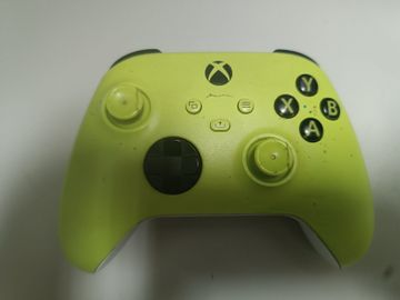 01-200788692: Microsoft xbox series x s wireless controller