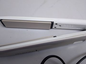 01-200794723: Remington hydraluxe s8901