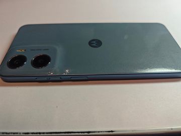 Б/в Мобільний телефон Motorola moto e15 2/64gb 01-200810316