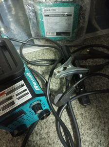 Б/в Зварювальний апарат Revolt mma 250 01-200814573