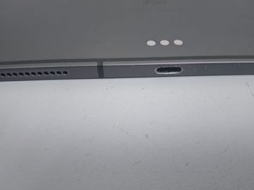 Б/у Планшет Apple ipad pro 11 2018 wi-fi + cellular 256gb 01-200816401