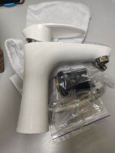 Б/в Змішувач для умивальника Silver silver vega big pl slho0747wh 01-200825493