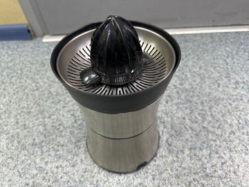 Б/у Соковыжималка Vitek vt-1620 01-200853534