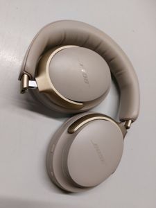 Bose quietcomfort ultra headphones sandstone