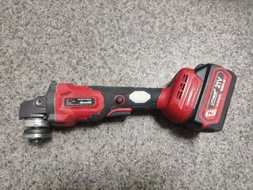 Б/в Кутова шліфмашина Edon uag-21/125bl 1акб 4ah зп 01-200893611