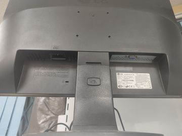 Б/в Монітор Lg e2210 01-200893706