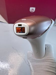 Б/у Фотоэпилятор Philips lumea ipl 9000 series bri958 01-200825671