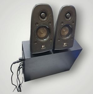 Б/у Акустика Logitech s-220 01-200871072