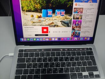 Б/в Ноутбук Apple macbook pro a2251 13,3"/ core i5 2,0ghz/ram16gb/ssd500gb/intel iris graphics 01-200903093