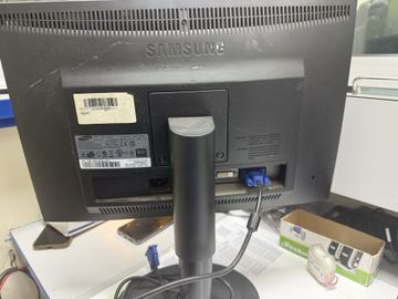 Б/в Монітор Samsung b1940w 01-200904574