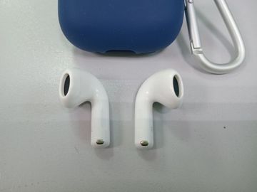 Б/в Навушники Apple airpods 4 01-200919672