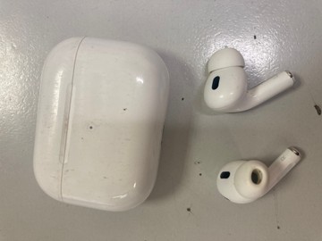 Б/в Навушники Apple airpods pro 2nd generation with magsafe charging case usb-c 01-200933918