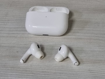 Б/в Навушники Apple airpods pro 2nd generation 01-200898926