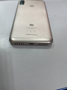 Б/у Мобільний телефон Xiaomi mi a2 lite 4/64gb 01-200973952