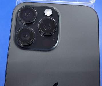 Б/в Мобільний телефон Apple iphone 16 pro max 256gb 01-200893068