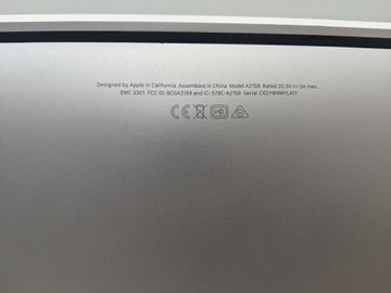 Б/в Ноутбук Apple macbook pro 13" 2019 01-200913815