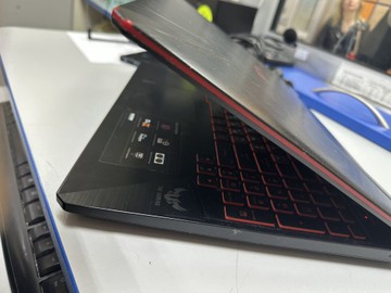 Б/у Ноутбук Asus 15/ryzen 5 3550h ddr4/8gb ddr4/ssd 128 gb/radeon rx560x 4gb 01-201003859