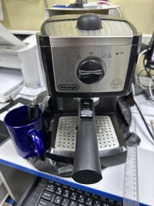 Б/у Кофеварка Delonghi ec 156.b 01-201005137