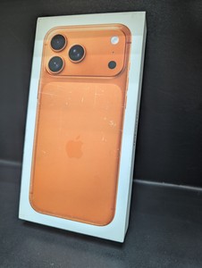 Б/в Мобільний телефон Apple iphone 17 pro max 256gb 01-201013796