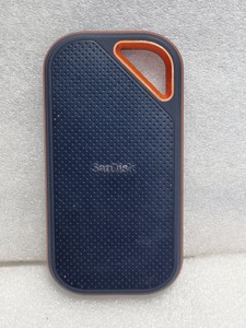 Б/в Ssd накопичувач Sandisk extreme pro portable ssd v2 4 tb 01-201021339