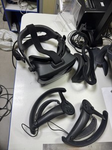 Б/в Окуляри віртуальної реальності Valve index vr kit 01-201028550