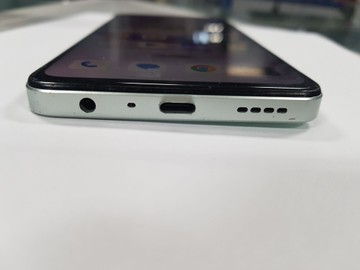 Б/в Мобільний телефон Realme 14x 5g 6/128gb 01-201039927
