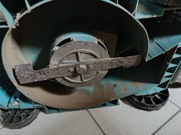 Б/в Газонокосарка Makita elm3711 01-201046773