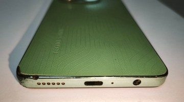 Б/в Мобільний телефон Tecno spark 20 pro kj6 8/256gb 01-201086590