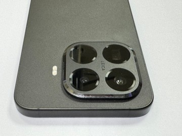 Б/в Мобільний телефон Xiaomi 15t pro 12/256gb 01-201110455