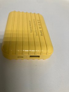 Б/в Портативний зарядний пристрій Mandry 5400mah 01-201149796