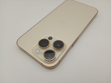 Б/у Мобільний телефон Apple iphone 14 pro 1tb 01-201150174