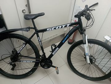 01-200627049: Scott rockshox 29"