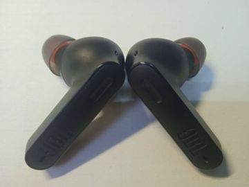 01-200636820: Jbl tune 230 nc tws