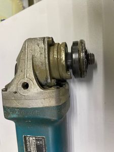 01-200637398: Makita 9558hn