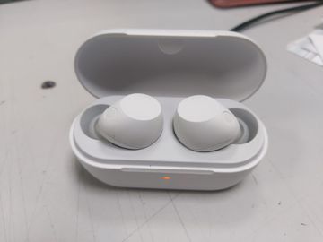 01-200770451: Sony wf-c710n