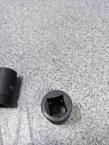 01-200762221: Yato головка торцева 6-гранна ударна yato 1" 32 мм + головка торцева 6-гранна ударна yato 1" 33 мм