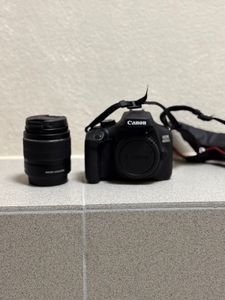 01-200779080: Canon eos 4000d + ef-s 18-55mm macro 0-25m 0,8ft