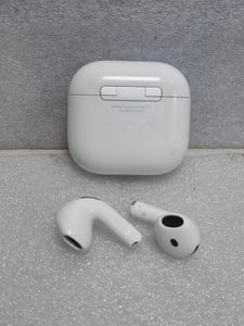 Б/у Наушники Apple airpods 4 01-200825566