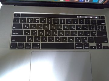 Б/у Ноутбук Apple macbook pro 16" 2019 /a2141 /core i7 2,6ghz /ram 16gb /ssd 500gb /amd radeon pro 5300m 01-200845707