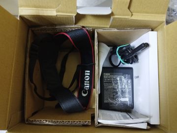 Б/в Фотоапарат Canon eos 4000d + ef-s 18-55mm macro 0-25m 0,8ft 01-200845505