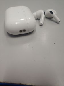 Б/в Навушники Apple airpods pro 2nd generation with magsafe charging case usb-c 01-200851584
