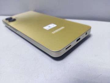 Б/в Мобільний телефон Samsung galaxy a06 4/128gb 01-200855949