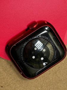 Б/в Смарт-годинник Apple watch series 6 gps aluminium case 40mm 01-200854933