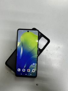 Б/в Мобільний телефон Motorola moto g04 4/128gb 01-200889710