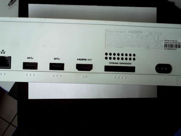 Б/у Игровая приставка Microsoft xbox series s 512gb 01-200898865