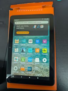 Б/в Планшет Amazon fire hd 8 4/64gb 01-200909817